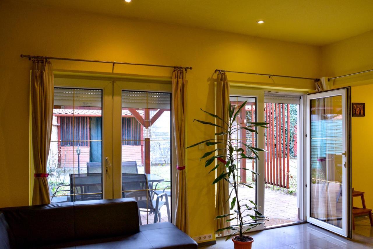Afrodite Apartmanhaz Eger Ngoại thất bức ảnh