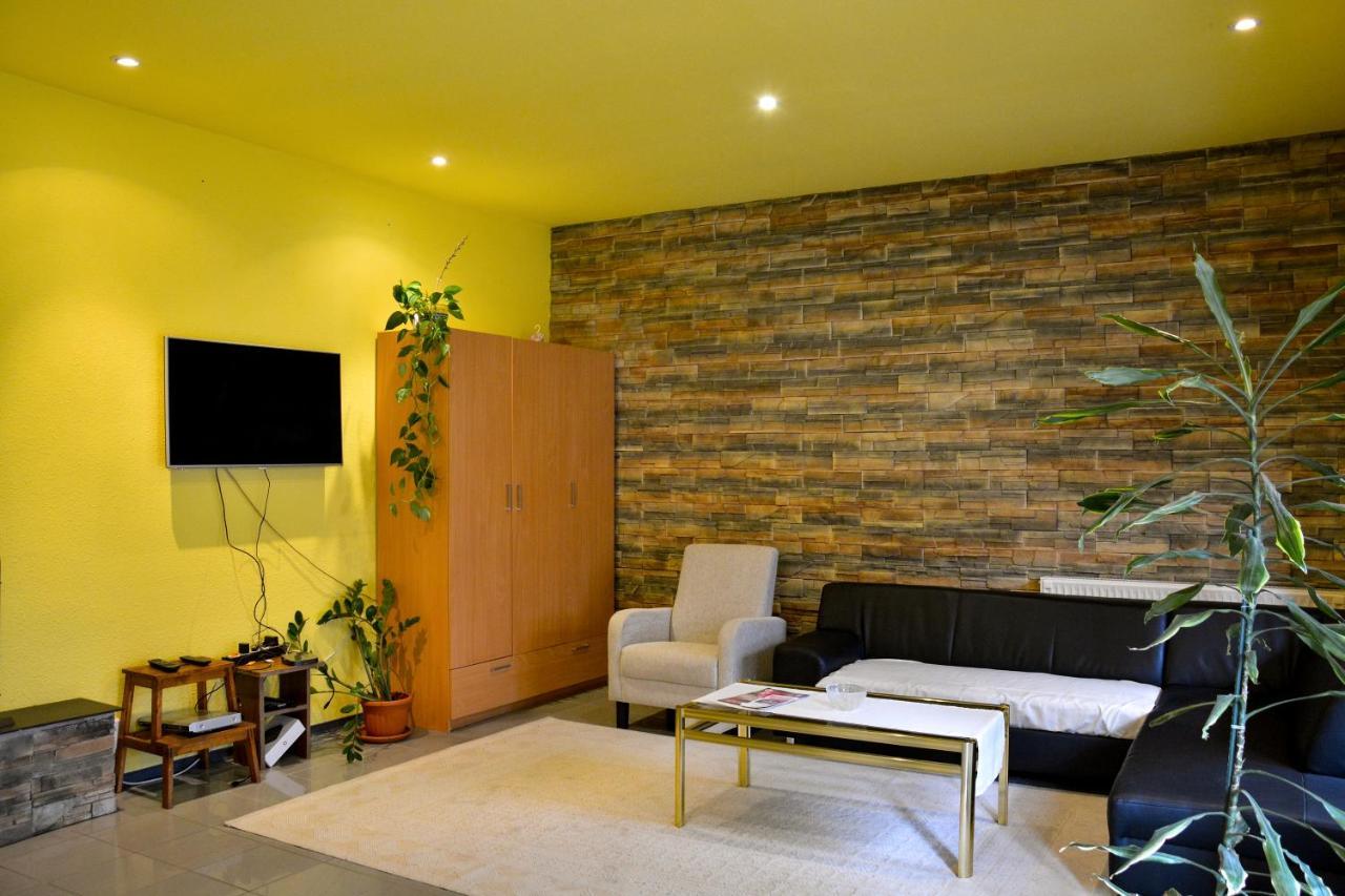 Afrodite Apartmanhaz Eger Ngoại thất bức ảnh
